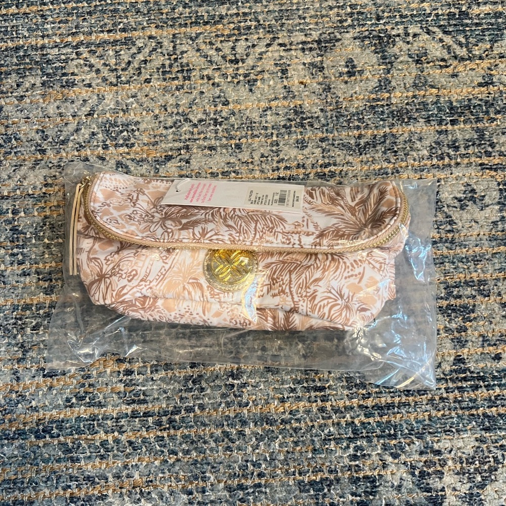Lilly Pulitzer Torrey Belt Bag in Sand Bar - NWT